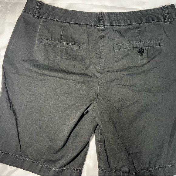 J.Crew Women’s 9” Bermuda Chino Shorts Size 10 Dark Gray Pockets - Picture 4 of 4